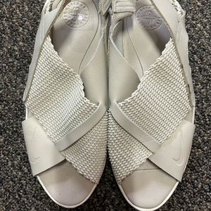 Nike huarache sandals